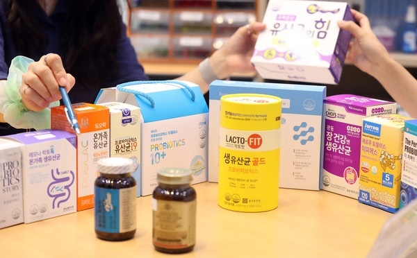 22일 한국소비자원이 프로바이오틱스 15개 제품을 대상으로 품질(균수, 균종)과 안전성, 표시 적합성 등을 시험,평가 결과를 발표했다. (사진=뉴시스)