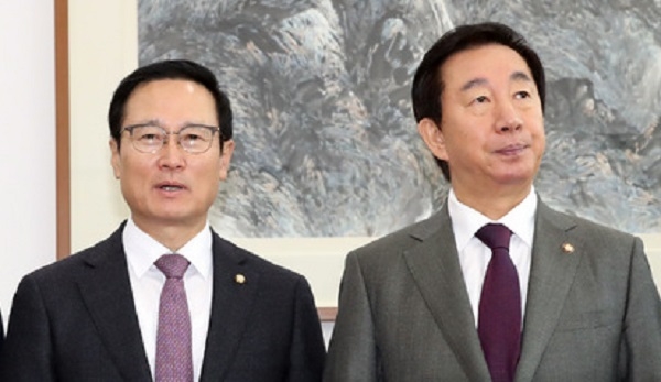 홍영표 더불어민주당(왼쪽), 김성태 자유한국당 원내대표(사진=뉴시스)