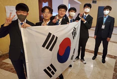 2022 국제 천문 및 천체물리 올림피아드에 참가한 한국대표단. (사진=과학기술정보통신부)